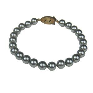 Vintage Imitation Gray Pearl Beaded Bracelet Brasstone Clasp